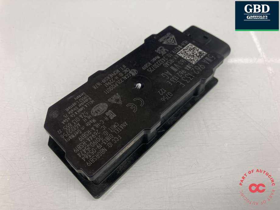 Antenne til Ford Explorer EV 2024-->>  (2721515|VWR2KA-15603-BB|5WA 962 133 E)