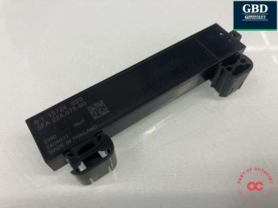 Antenne til Ford Explorer EV 2024-->> (HELLA|2721515|VWR2KA-15603-BB|5WA 962 132| 5FA 224.075-00)