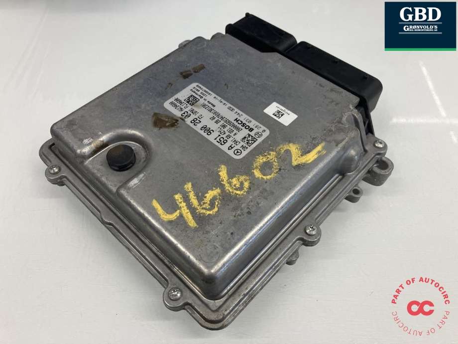 Styreenhet motor til Mercedes V-Klasse 2014-->> (W447) (W447) (BOSCH|A 651 900 28 03|A 651 901 28 02|0 281 031 244)