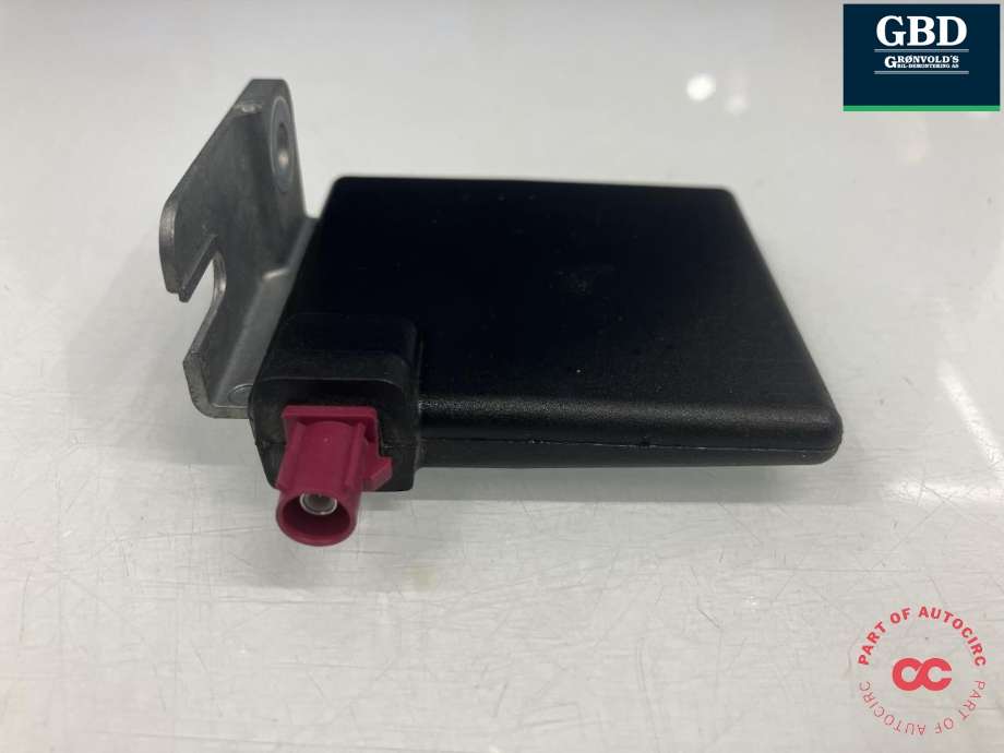 Antenne til Ford Explorer EV 2024-->> (2755127|VWR2KA-19A390-AA|3G9 035 534)