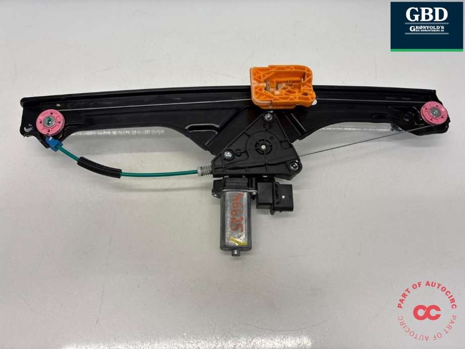 Ruteheis venstre foran til BMW 2-Serie, Active/Gran Tourer 2014-->> (F45/F46) (F45/F46) (51 33 7 490 191|7463483-04|)