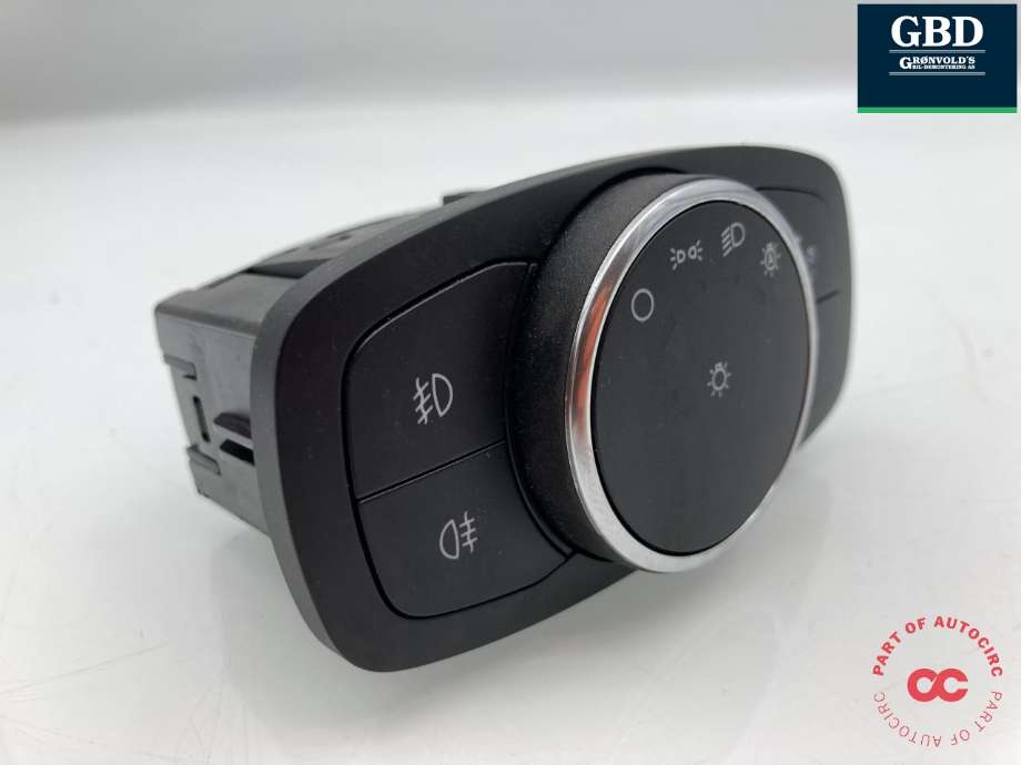Bryter lys til Ford Focus, 2018-->> (Type IV)  (2430619)