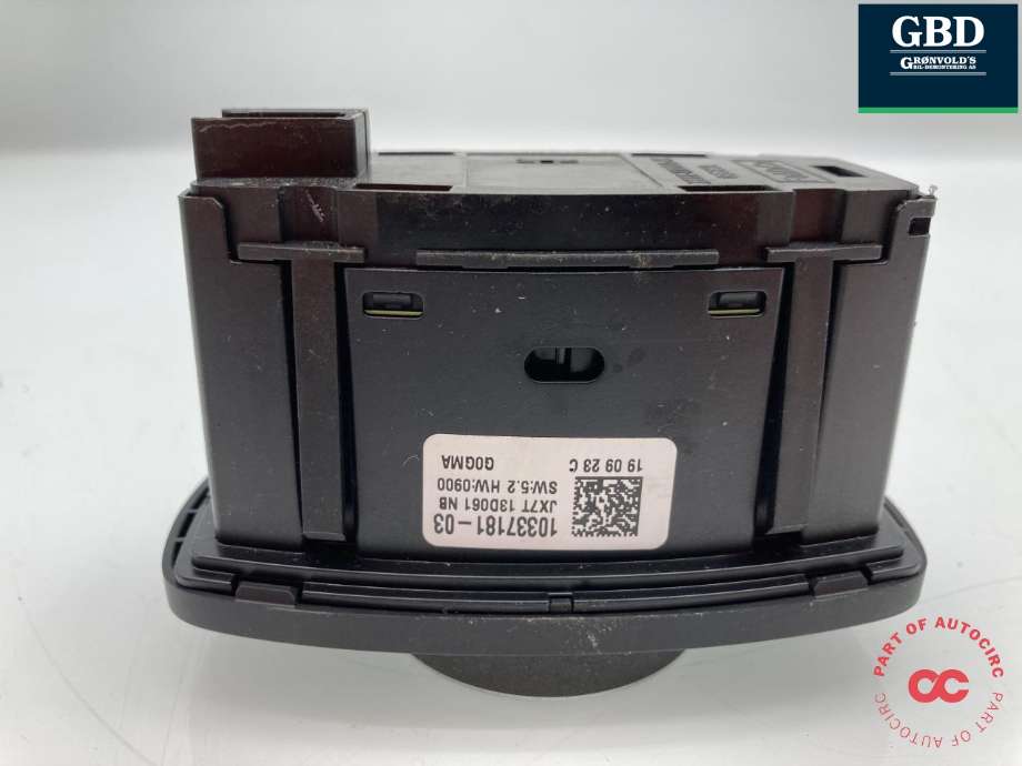 Bryter lys til Ford Focus 2018-->> (Type IV) (2430619|H1BT-13D061-CD|)