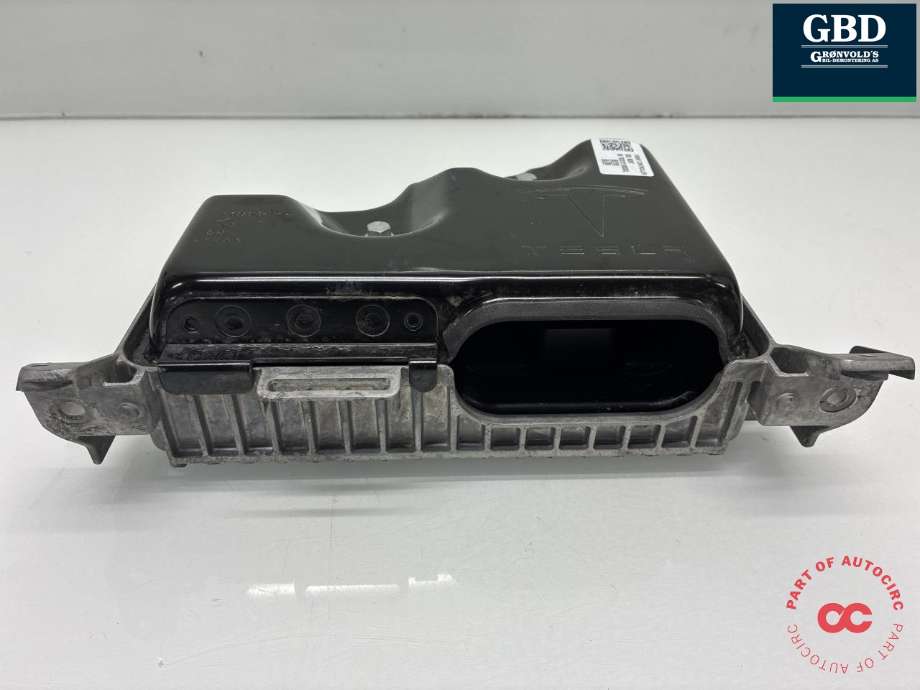 Styreenhet diverse til Tesla Model 3 2018-2023 (Fase 1)  (1569303-00-A|1569303-00-B|)