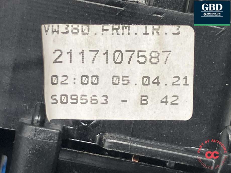 Sikringsboks til VW Golf VIII 2020-->>  (5WA 937 125 B|5WA 937 615|)