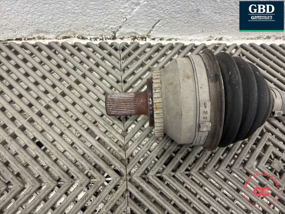 Drivaksel høyre foran, diesel/automat til Volvo XC70 2005-2007 (Type I, Fase 2) (8252053|30735151|)