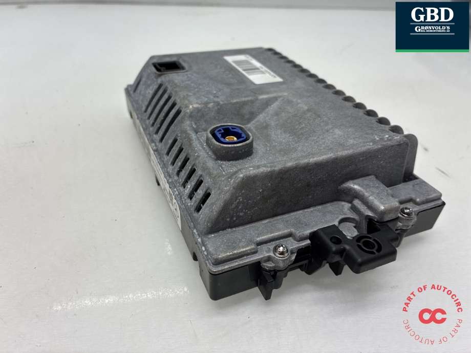 Bilstereo navigasjon skjerm til Mercedes ML 2011-2015 (Fase 1) (W166) (W166) (A 172 900 39 04|A 172 900 85 00|A2C58091264)