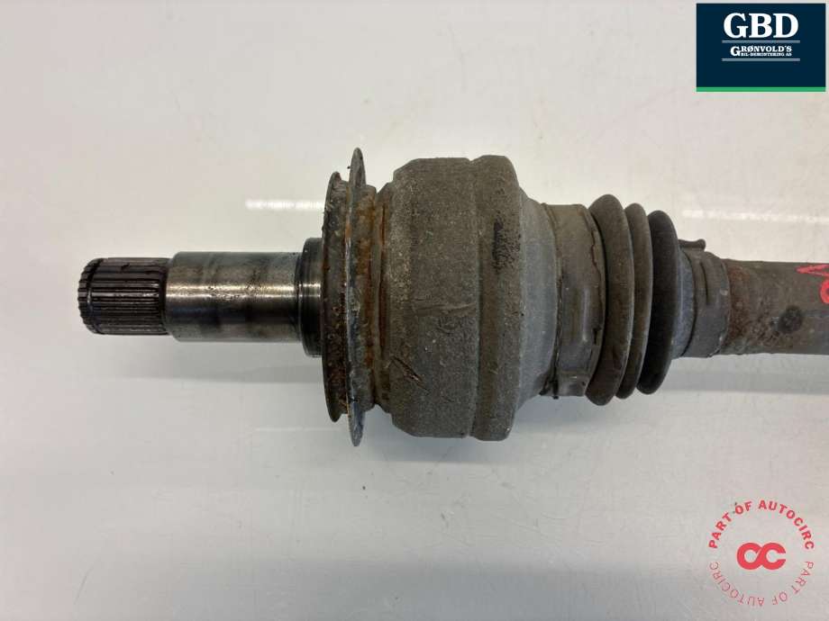 Drivaksel venstre bak, diesel/automat til Mercedes ML 2011-2015 (Fase 1) (W166) (W166) (A 166 350 11 10|A 166 350 11 10 80|)