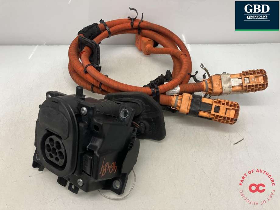 Batterilader inntak/luke til Audi e-tron, 2018-->> (4KL 971 093 AD)