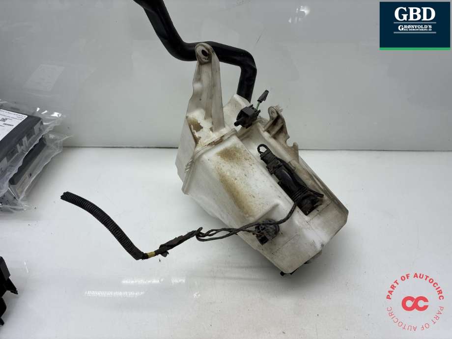 Spylertank foran til Volvo XC70 2008-2013 (Type II, Fase 1)  (31349444|)