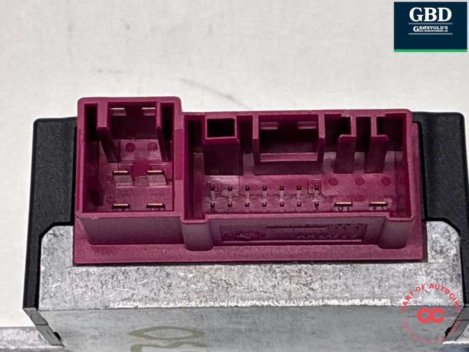 Styreenhet drivstoffpumpe til BMW 5-Serie 2010-2017 (F10/F11) (F10/F11) (16 14 7 411 596|16 14 7 426 095|1614 7358144)