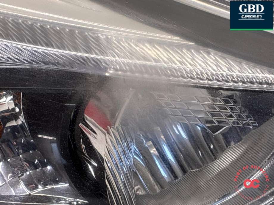 Frontlykt høyre halogen til Subaru XV 2012-2017 (Type I)  (84001FJ120|84001FJ121|)