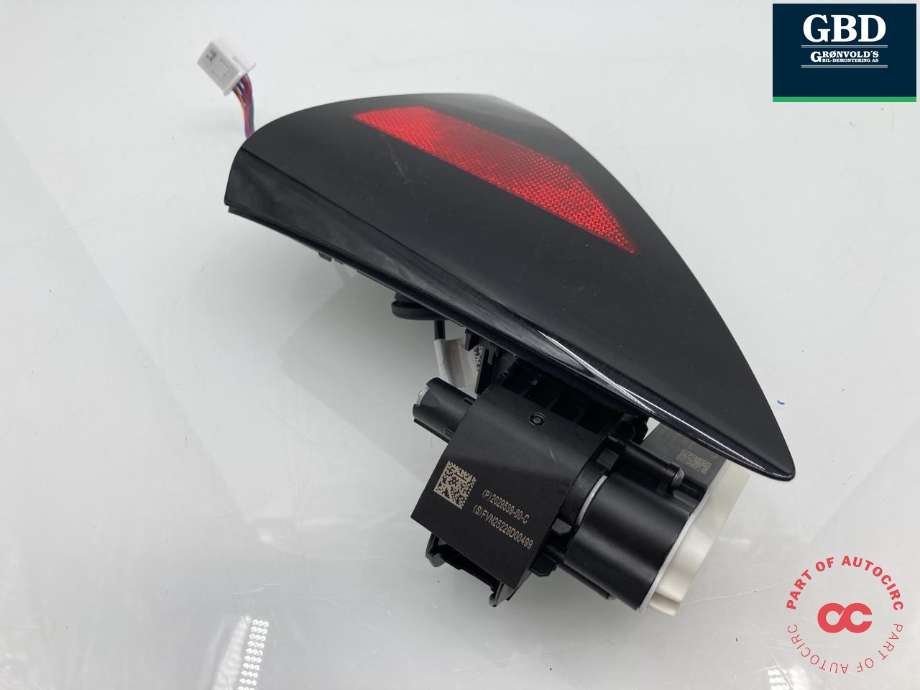Ladeluke karosseri elbil til Tesla Model Y 2024-->> (Type II)  (2029539-00-C|2029539-00-B|2029539-10-B)