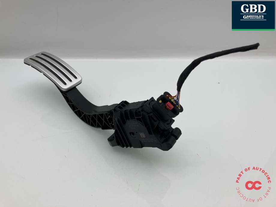 Pedal gass til Tesla Model Y 2024-->> (Type II)  (1188695-50-A|)