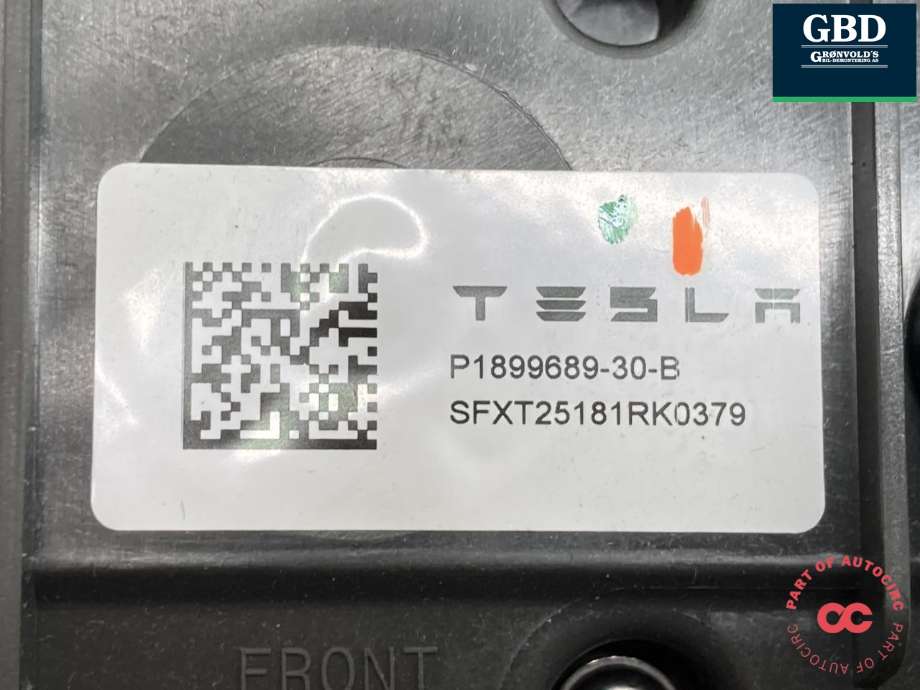 Styreenhet comfort (BCM) til Tesla Model Y 2024-->> (Type II) (1899689-30-B|)