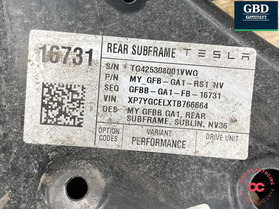 Travers bak til Tesla Model Y 2024-->> (Type II)  (1344580-00-B|1344580-10-A|)