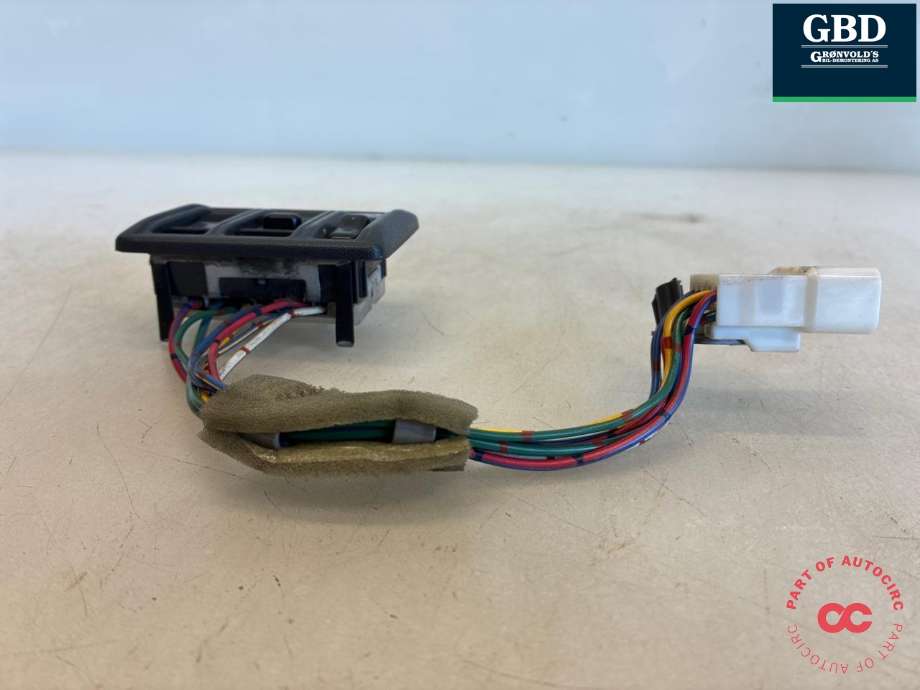 Bryter ruteheis førerdørspanel til Toyota Hiace 2007-2012 (Fase 3) (8481020060B2|8481020060C0|848102006003)