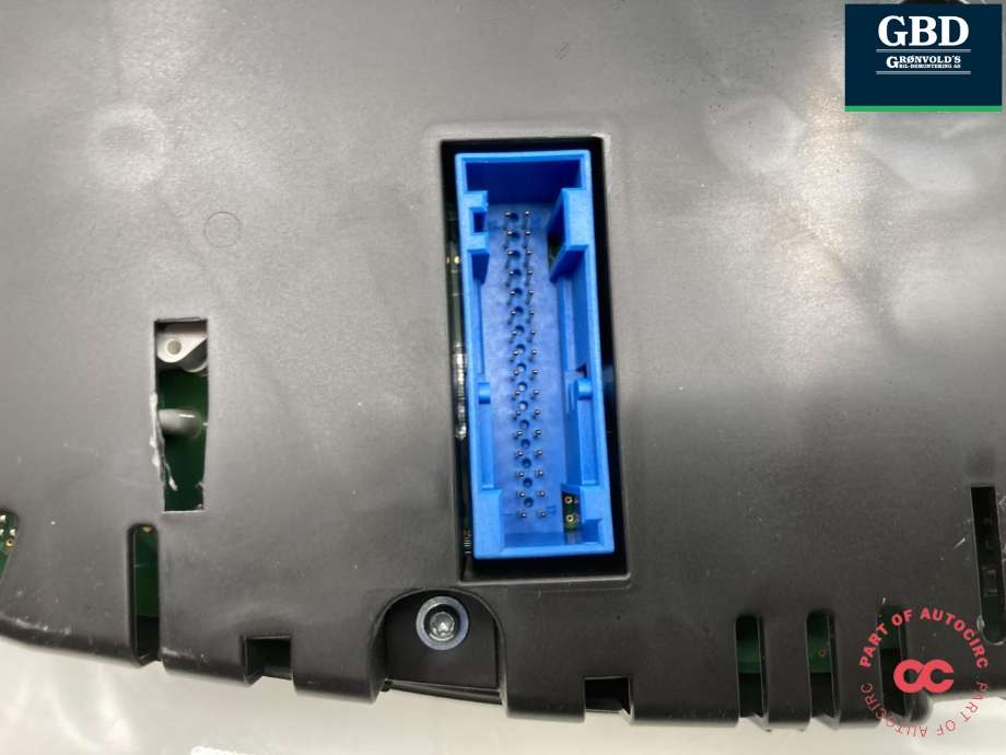 Instrumentpanel til VW Touran 2010-2015 (Type I, Fase 3) (1T0 920 881 A|1T0 920 881 AX|)