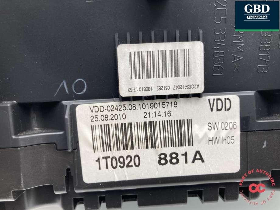 Instrumentpanel til VW Touran 2010-2015 (Type I, Fase 3) (1T0 920 881 A|1T0 920 881 AX|)