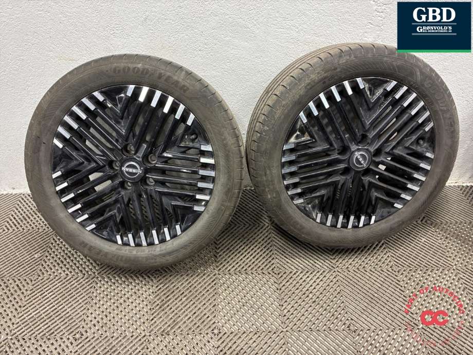 Hjulsett aluminium sommer til Nissan Leaf 2018-->> (Type II) (GOODYEAR EFFICIENT GRIP|215/50 R17 91V 2023|17X6 1/2 J. ET IKKE SYNLIG|4/5 MM)