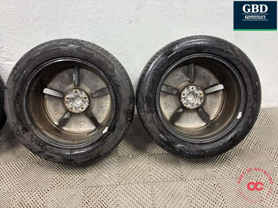 Hjulsett aluminium sommer til Kia EV6 2021-->> (BARUM BRAVURIS 6|235/55 R 19V XL 2025|7.5J X 19H2 ET 54.5|5|5/6 MM)