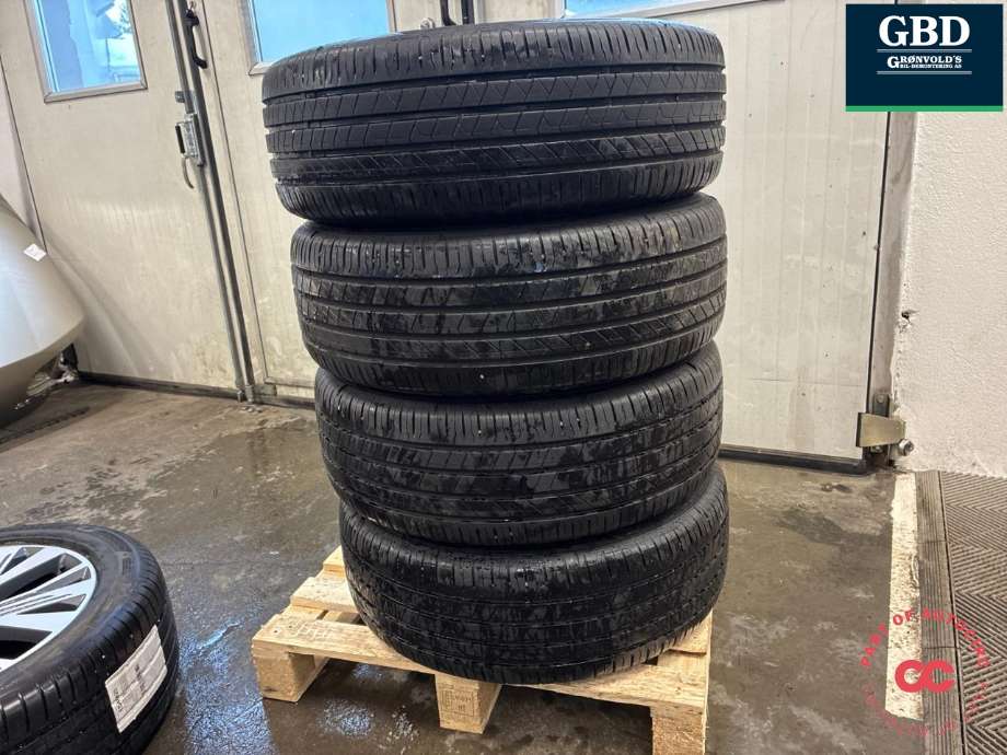 Hjulsett aluminium sommer til Kia EV6 2021-->> (BARUM BRAVURIS 6|235/55 R 19V XL 2025|7.5J X 19H2 ET 54.5|5|5/6 MM)
