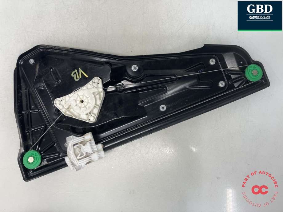Ruteheis venstre bak til Land Rover Discovery 2009-2017 (Type IV)  (LR052108|AH2227001AB|)