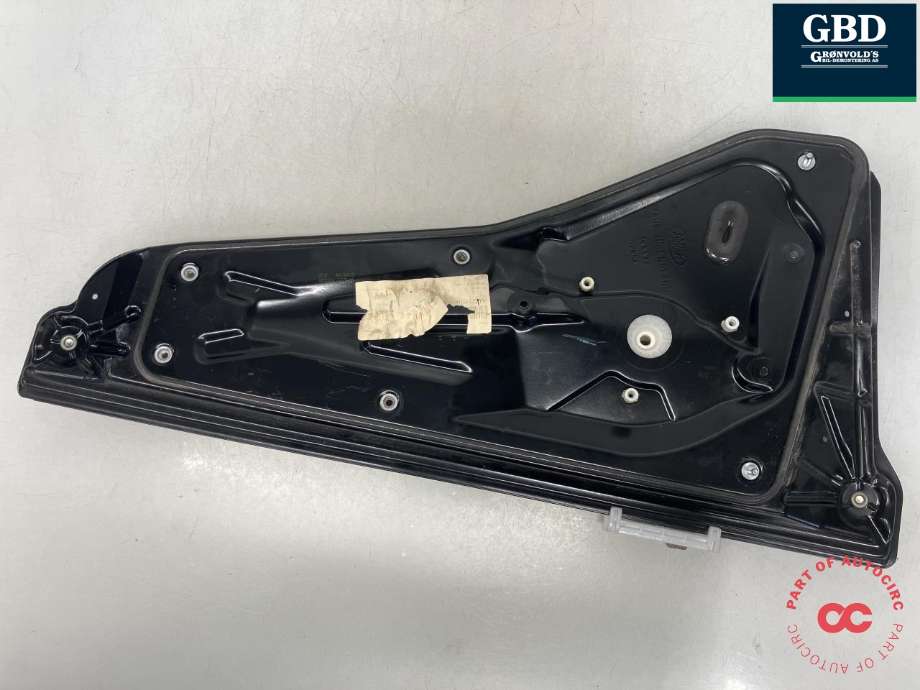 Ruteheis venstre bak til Land Rover Discovery 2009-2017 (Type IV)  (LR052108|AH2227001AB|)