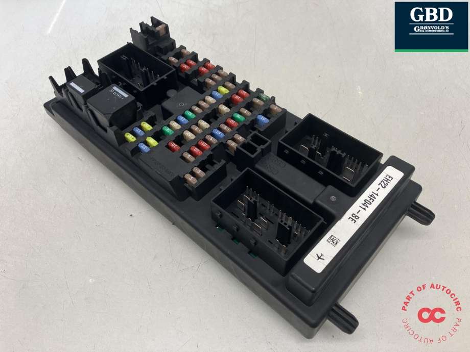 Sikringsboks kupe til Land Rover Discovery 2009-2017 (Type IV)  (LR074207|GH2214F041BA|LR066157| EH2214F041BE)