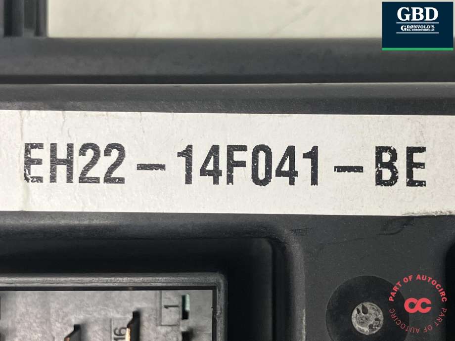 Sikringsboks kupe til Land Rover Discovery 2009-2017 (Type IV)  (LR074207|GH2214F041BA|LR066157| EH2214F041BE)