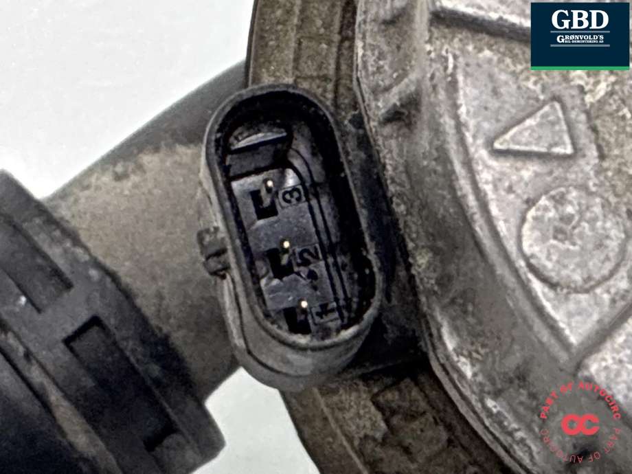 Vannpumpe til Mercedes Vito 2014-->> (W447) (W447) (A 000 500 26 86|0392024050|)
