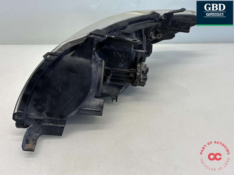 Frontlykt høyre halogen til Toyota Corolla 2007-2013 (8113012A60|)