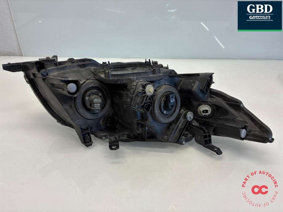 Frontlykt venstre halogen til Toyota Corolla 2007-2013  (8117012A60|)