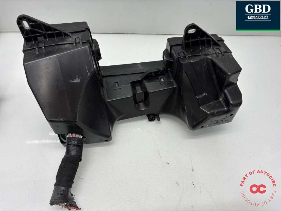 Sikringsboks motorrom til Jaguar XF 2008-2015 (X250) (X250) (C2Z2103|8X2T14A075AB|)