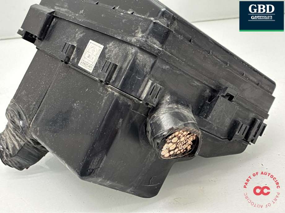 Sikringsboks kupe til Mitsubishi ASX 2010-2019 (8565A111|)