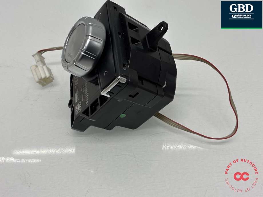 Bilstereo navigasjon betjeningspanel til Mercedes E-Klasse 2009-2013 (Fase 1) (W212) (W212) (A 204 870 95 58|)