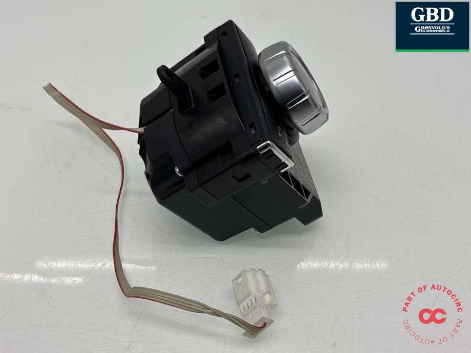Bilstereo navigasjon betjeningspanel til Mercedes E-Klasse 2009-2013 (Fase 1) (W212) (W212) (A 204 870 95 58|)