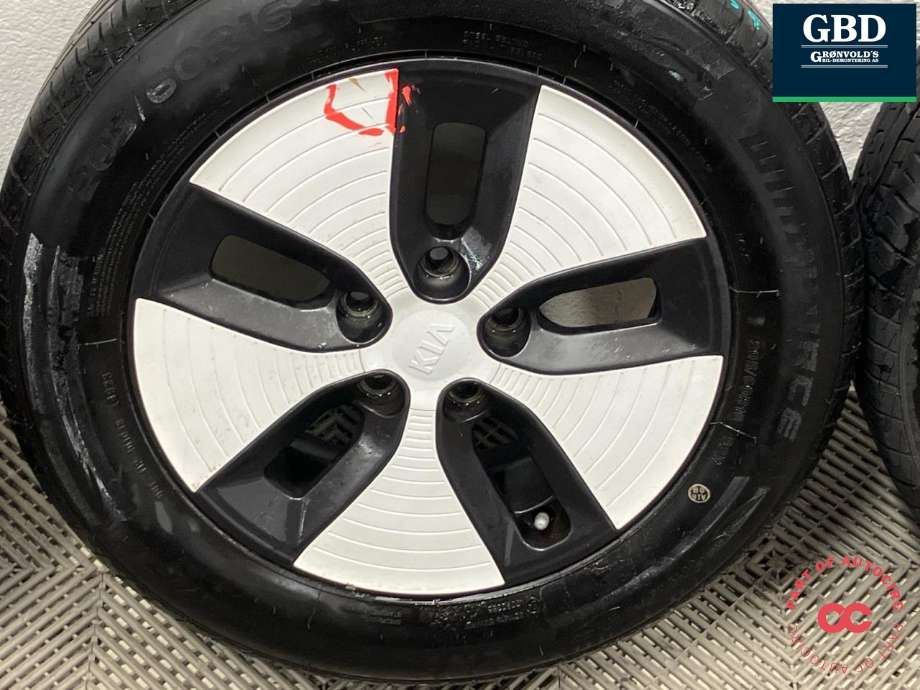 Hjulsett aluminium sommer til Kia Soul 2014-2019 (Type II)  (WINDRORCE CATCHRORS H\P|205\60\R16|PROD 2023 6MM|ET47 16X6.5J)