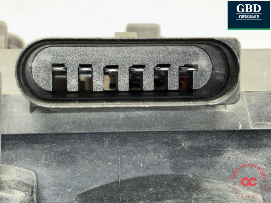Baklykt venstre til VW Transporter / Caravelle 2009-2015 (Fase 2) (T5) (T5) (7H0 945 095 L|)