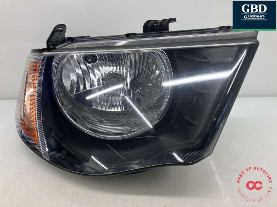 Frontlykt høyre halogen til Mitsubishi L200 2006-2015 (Type IV) (8301A692|)