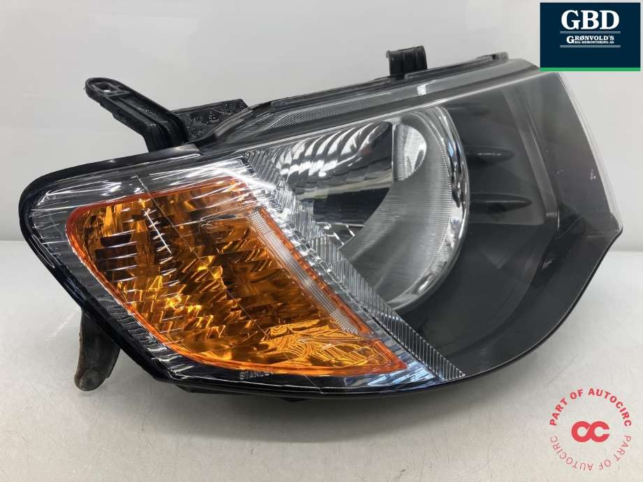Frontlykt høyre halogen til Mitsubishi L200 2006-2015 (Type IV) (8301A692|)