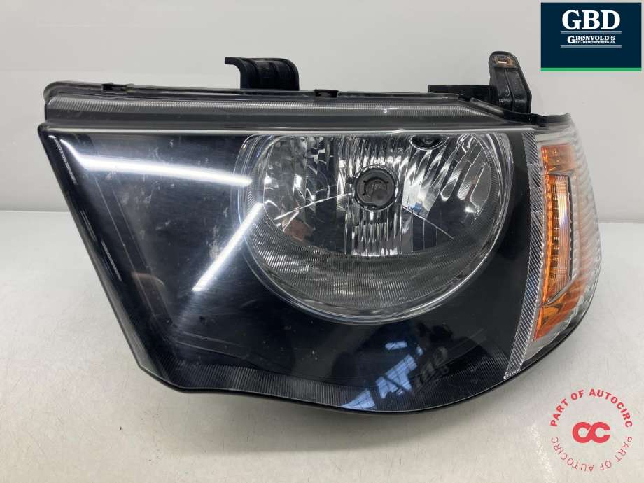Frontlykt venstre halogen til Mitsubishi L200 2006-2015 (Type IV) (8301A691|)