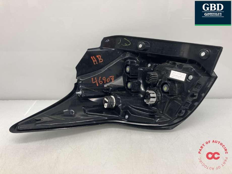 Baklykt høyre til Toyota Yaris 2020-->> (Type IV)  (81551K0040|)