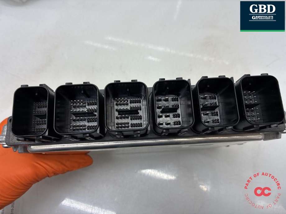 Styreenhet motor til BMW X1 2015-2022 (F48) (F48) (13 61 9 886 542|9 886 543-01|0 281 036 560)