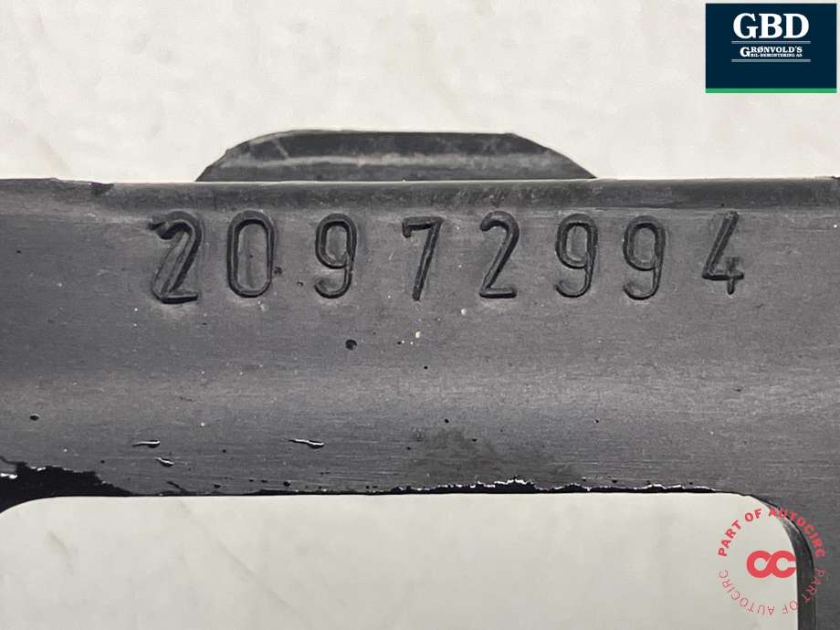 Støtfanger bak feste til Opel Insignia A 2009-2014  (23154479|13239121|)