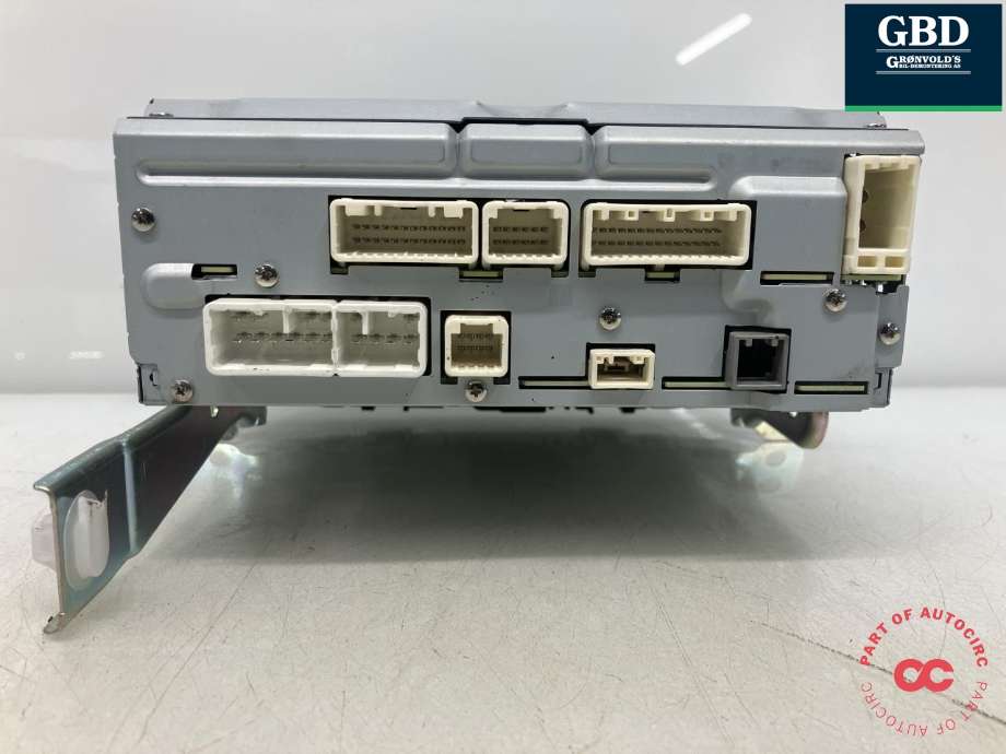 Bilstereo navigasjon til Toyota Hilux 2012-2016  (861400K411|)