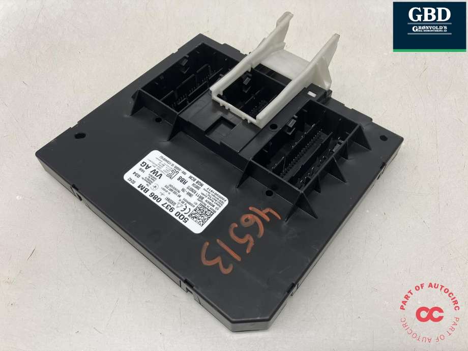 Styreenhet comfort (BCM) til VW Passat 2015-2019 (Fase 1) (B8) (B8) (5Q0 937 086 BM|)