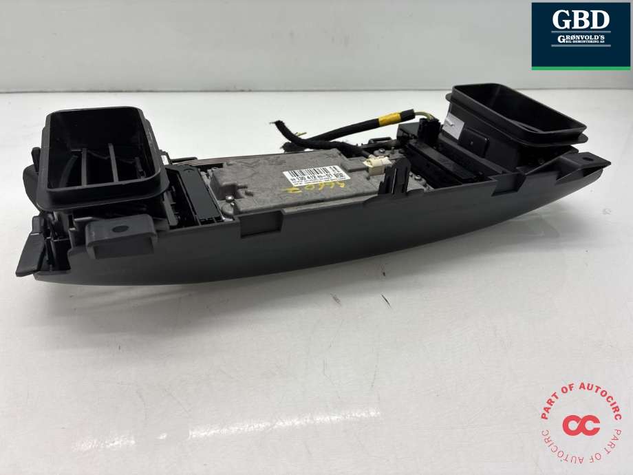 Bilstereo navigasjon skjerm til Toyota Proace 2016-->> (Type II) (SU001A8110|SU001A5005|981304128001)