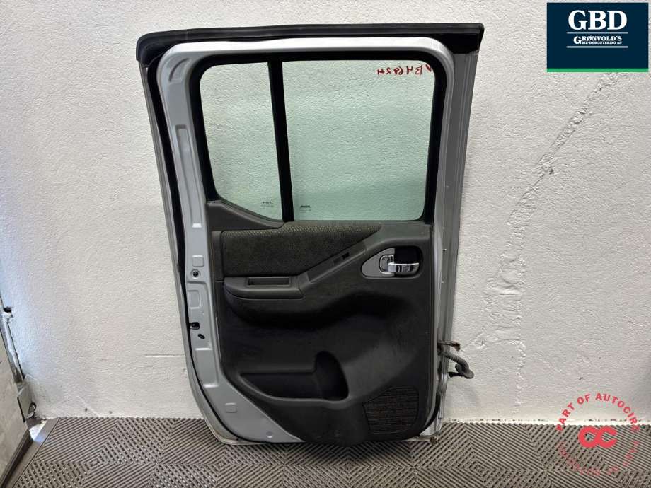 Dør venstre bak til Nissan Navara 2010-2015 (Fase 2) (D40) (D40) (82101EB30J|)