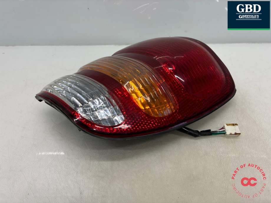 Baklykt venstre ytre til Toyota Land Cruiser 100 1998-2007 (8156060480|)